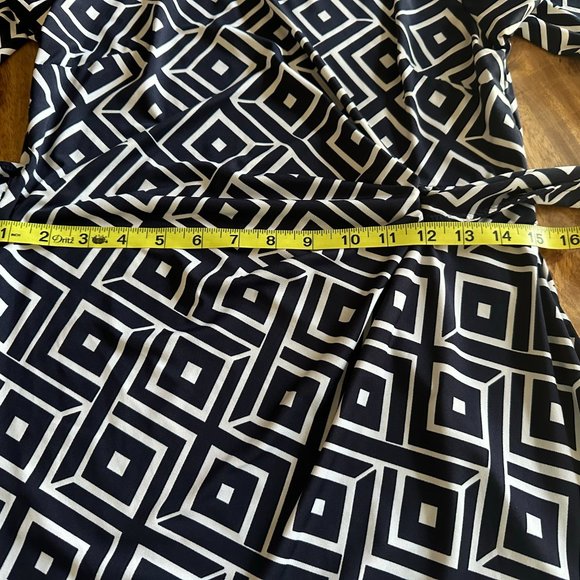 INC Geometric Black/White Casual Dress - Picture 4 of 11